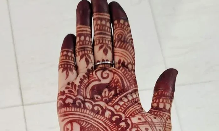 Glamorous Henna Art